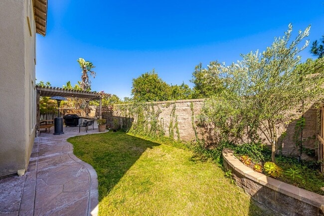 Building Photo - 1687 Picket Fence Dr