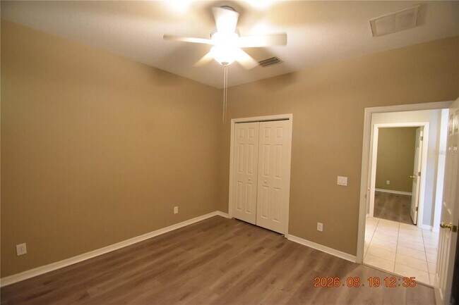 Building Photo - 644 Chesney Dr