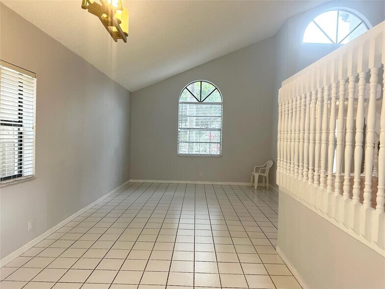 Building Photo - 10461 NW 12th Ct