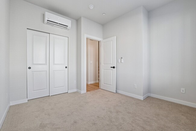 Building Photo - 14707 87th Ave SE