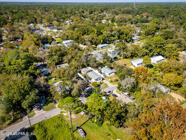 Building Photo - 501 Aiken St