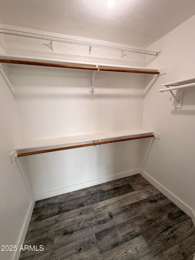 Building Photo - 8461 W Audrey Ln