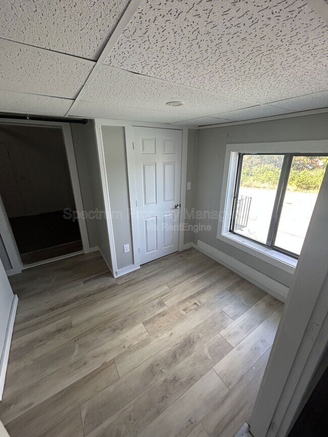 Building Photo - 10 Railroad Square