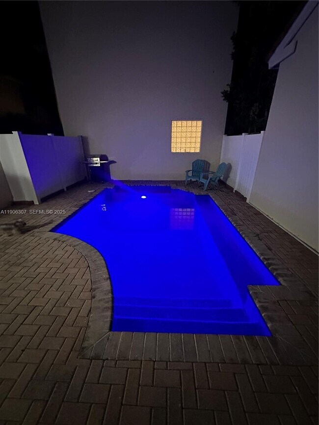 Building Photo - 1130 Oysterwood St