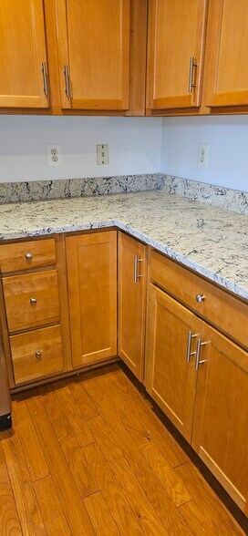 Building Photo - 12332 Rollys Ridge Ave