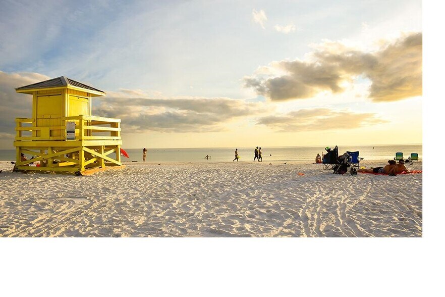 Building Photo - 8951 Veranda Way