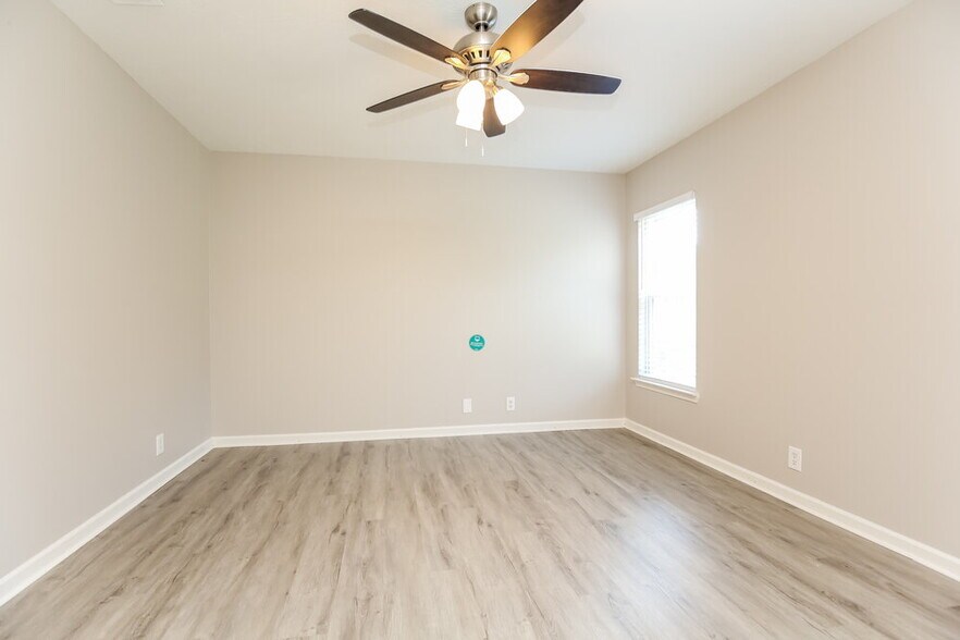 Building Photo - 7016 Zither Ln