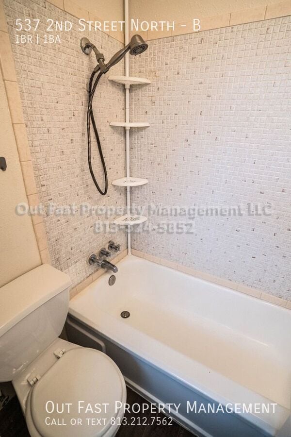 Building Photo - 537 2nd St N