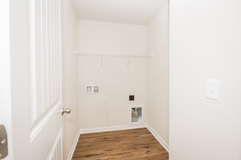 Building Photo - 130 Trailwood Ct