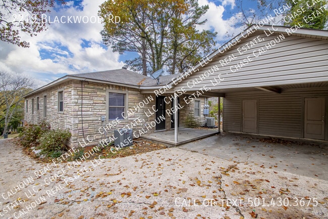 Building Photo - 2219 Blackwood Rd