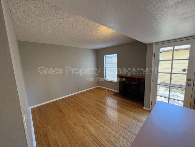 Building Photo - 3541 S Kittredge St