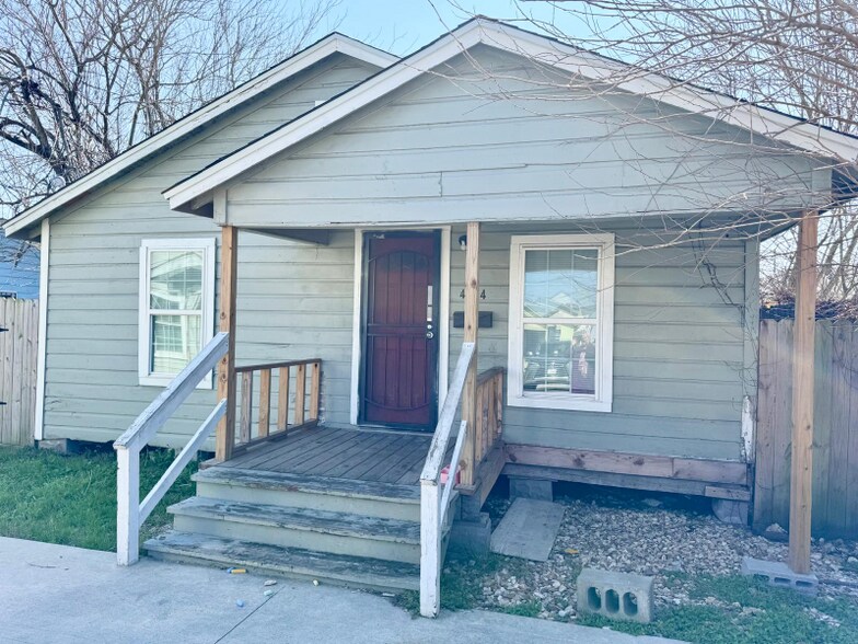 Primary Photo - 4504 Hershe St