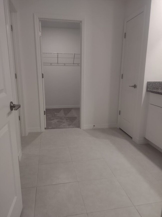 Building Photo - Bartow Rental Home!