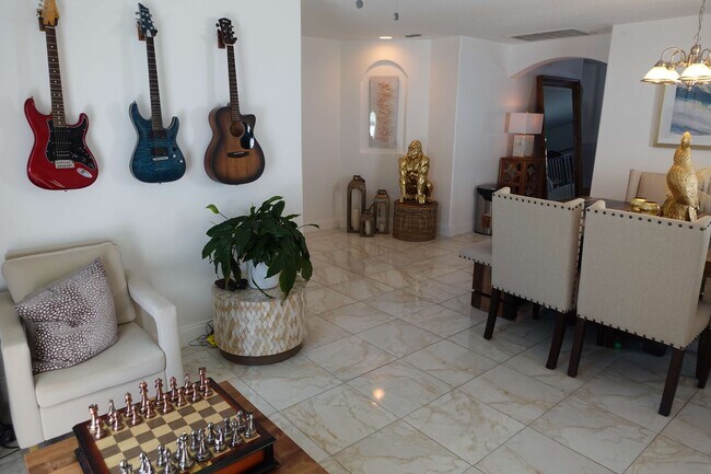 Building Photo - 11808 Thicket Wood Dr