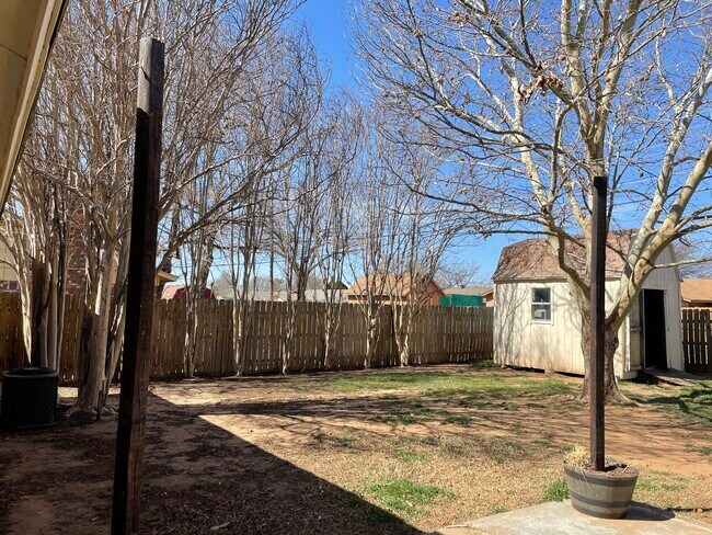 Building Photo - 4616 Priscilla Ln