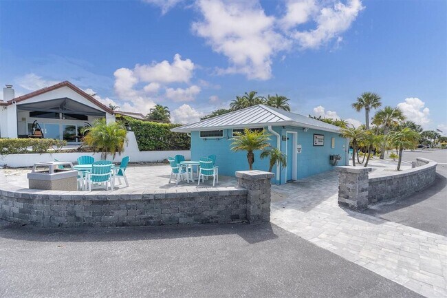Building Photo - Beautiful Gulf Harbor Villa