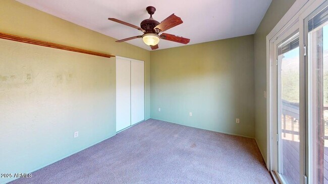 Building Photo - 5081 N Bear Canyon Rd