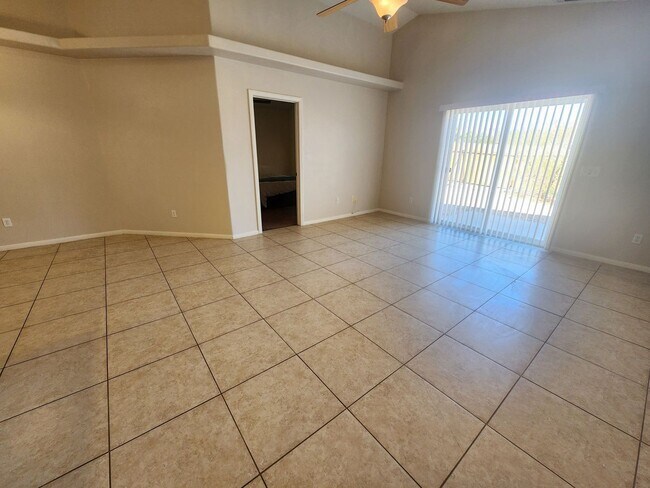 Building Photo - **Move in Special $100 Off 1st Month** 3 bedroom 2 Bath in Indian Cove