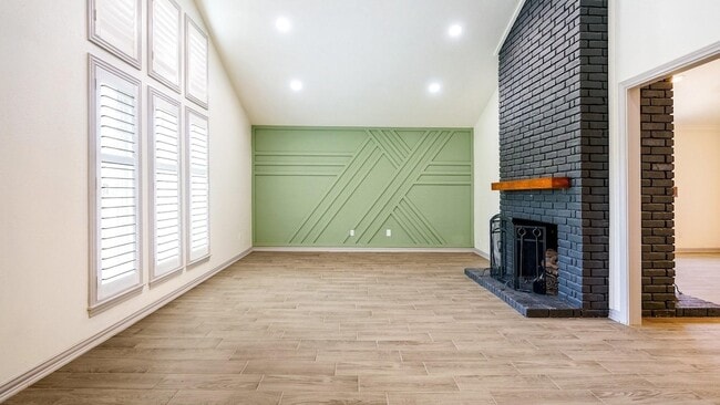 Building Photo - 2616 Ellis Ct