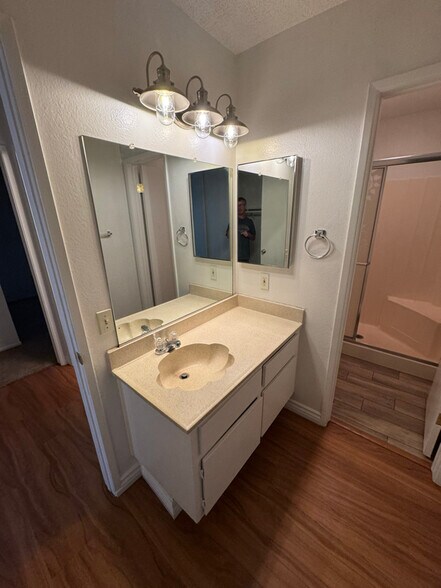 Building Photo - 8777 Lomita Dr