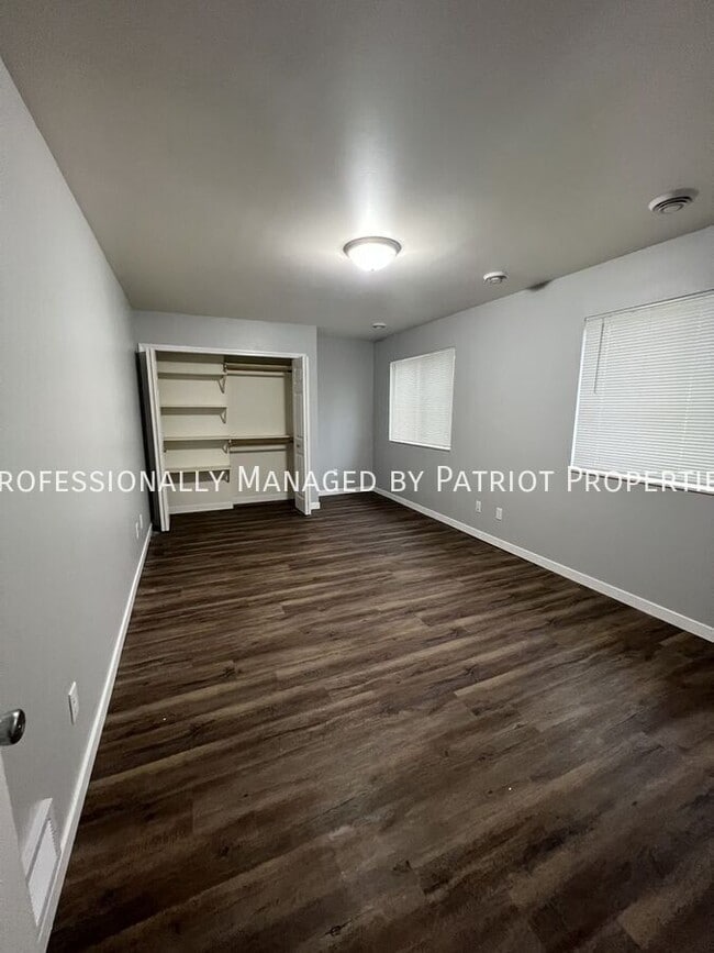 Building Photo - 319 Tall Grass Trail