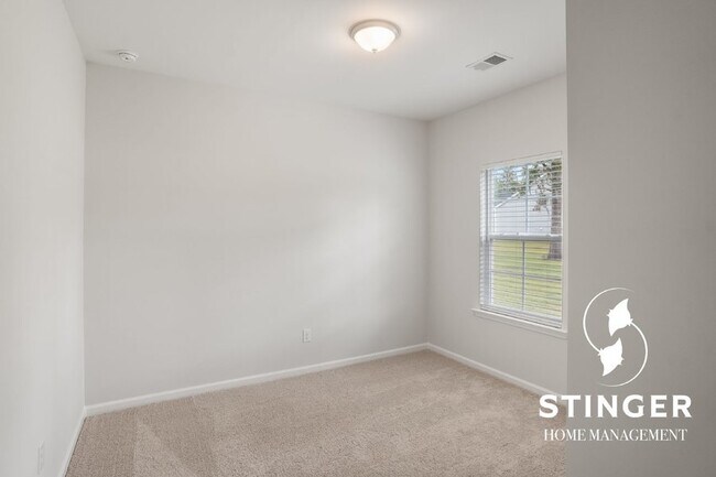 Building Photo - 103 Grange Ln