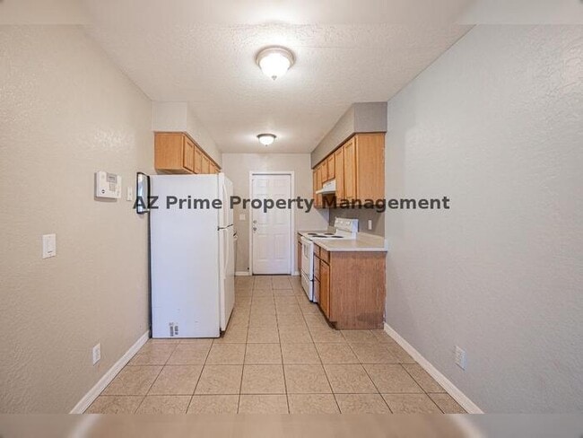 Building Photo - 7101 N 36th Ave