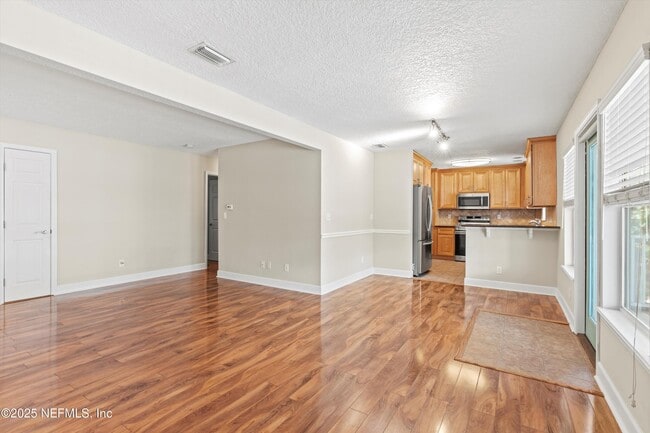 Building Photo - 3434 Blanding Blvd