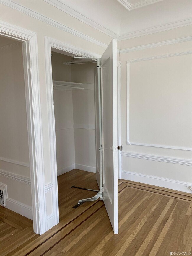 Building Photo - 614 Funston Ave