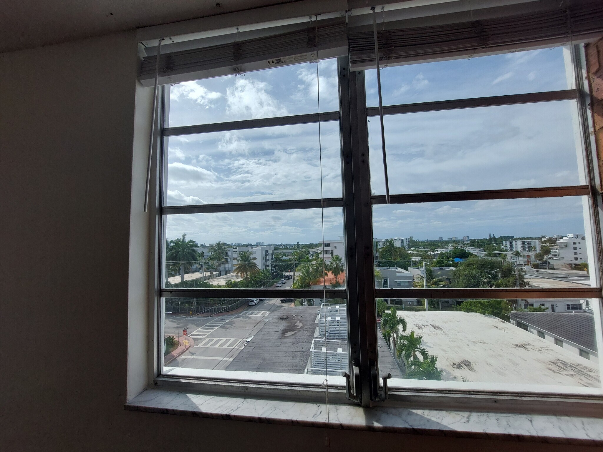 Building Photo - 8000 Harding Ave