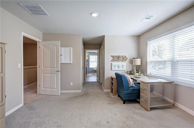 Building Photo - 286 Belmont Dr