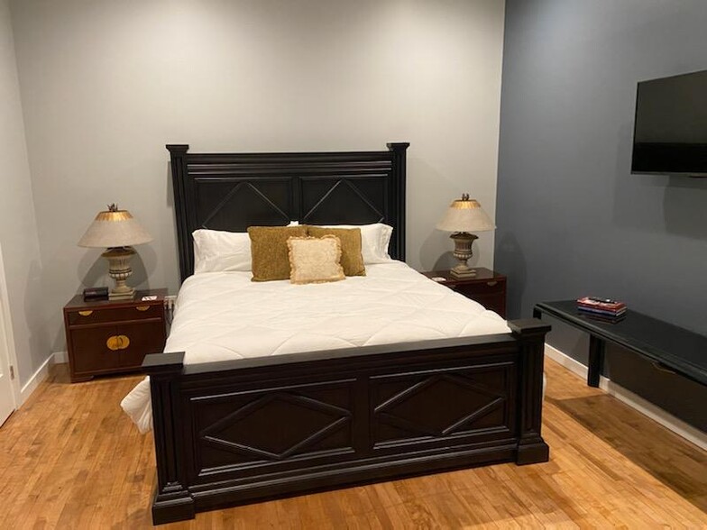 Large Bedroom with TV - 219 Broadway St