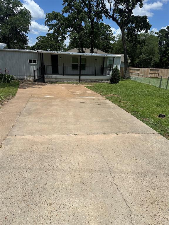Building Photo - 29902 Kingbird Dr