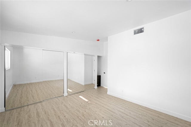 Building Photo - 9741 Oak Bend Dr
