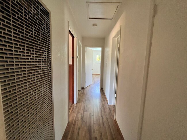 Building Photo - 3 Bedroom/2 bathroom home now available in...