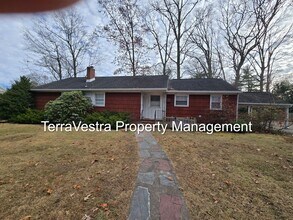 Building Photo - Now Showing for 2026-2027 School Year! 6 B...