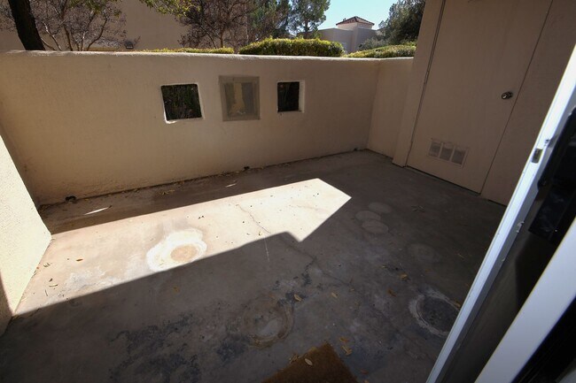 Building Photo - SUMMERLIN - LA POSADA CONDO