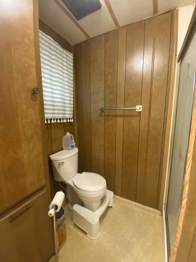 Building Photo - 5316 53rd Ave E