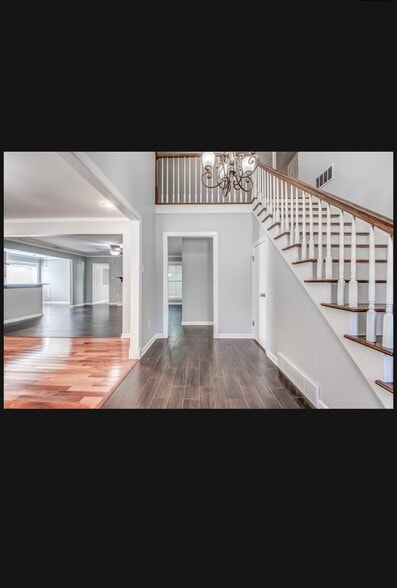 Building Photo - 2387 Hickory Crest Dr