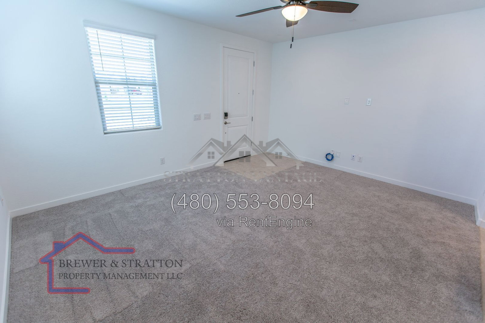 Building Photo - 1097 E Chapman Dr