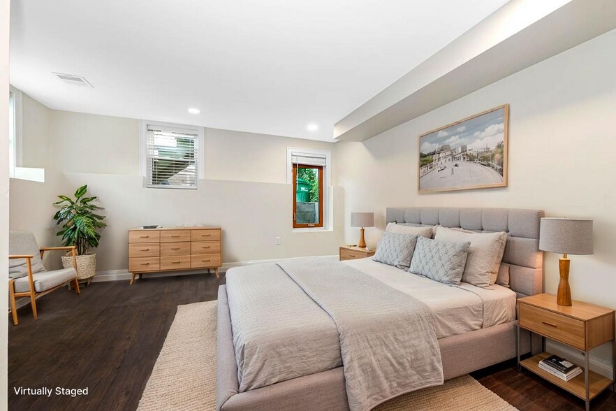 Building Photo - 77 Winchester St