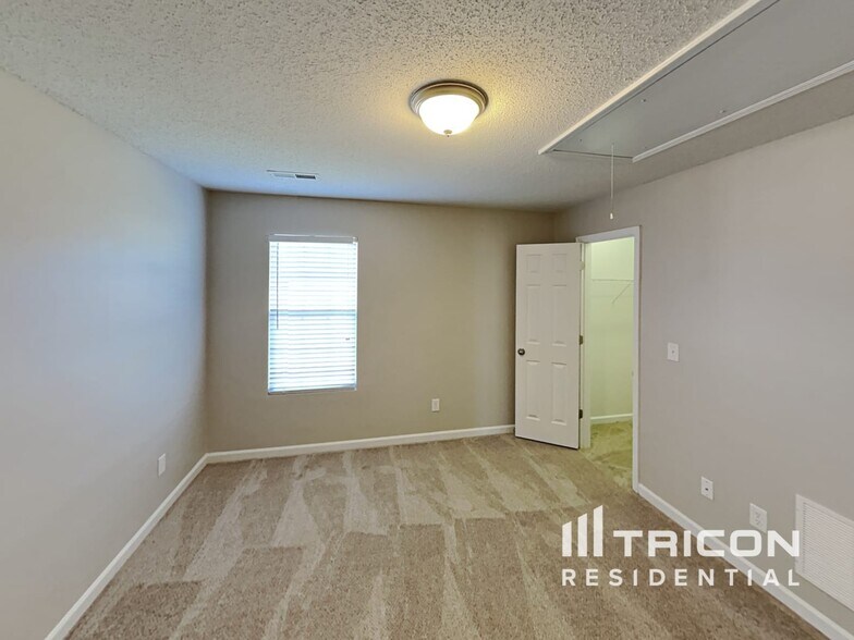 Building Photo - 314 Stone Meadow Dr