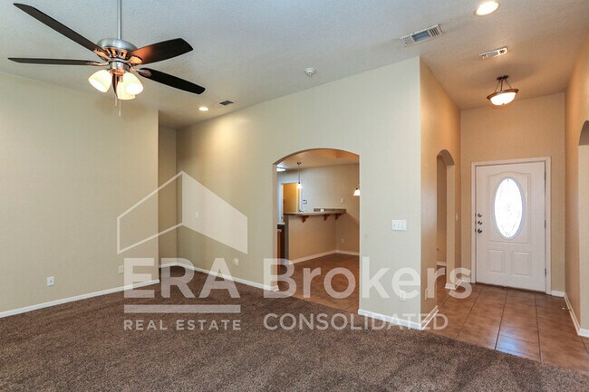 Building Photo - 702 Aries Dr