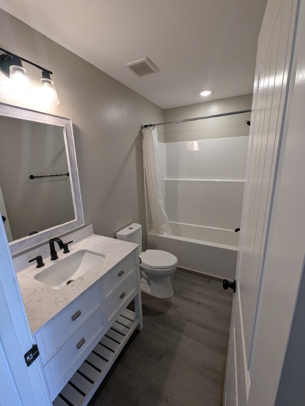 Building Photo - 8892 W Meadow Park