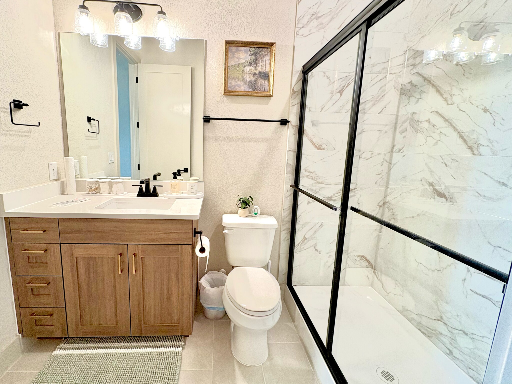 Building Photo - 275 Ginger St