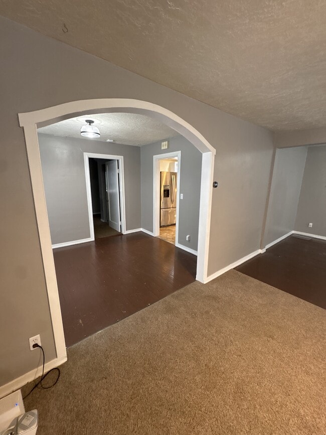 Building Photo - 1250 Hill St SE