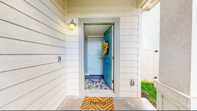 Building Photo - Modern 4-Bedroom Home in Meridian – Spacio...