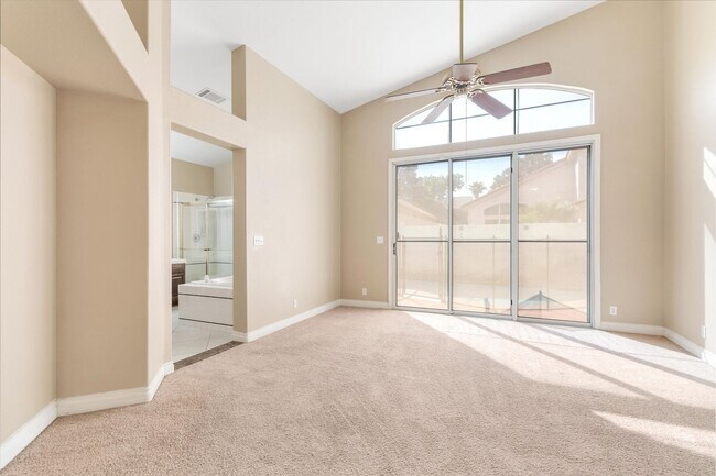 Building Photo - Great Single Story Summerlin Area Pool Home