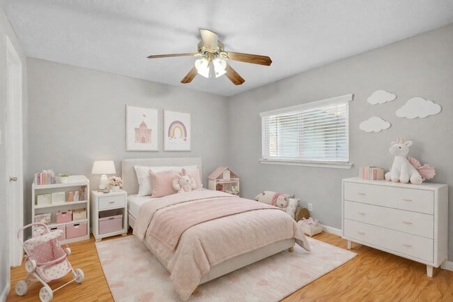 Building Photo - 16739 Selder Dr