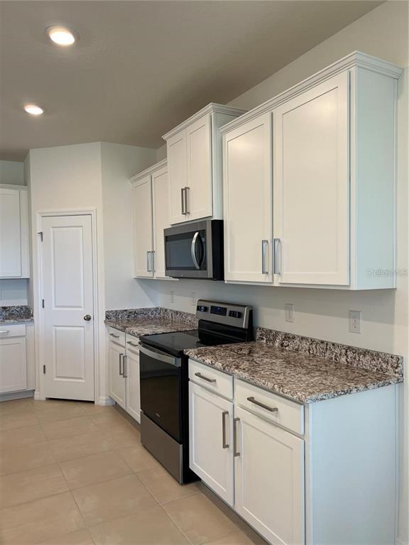 Building Photo - 10828 Charlotte Dr.